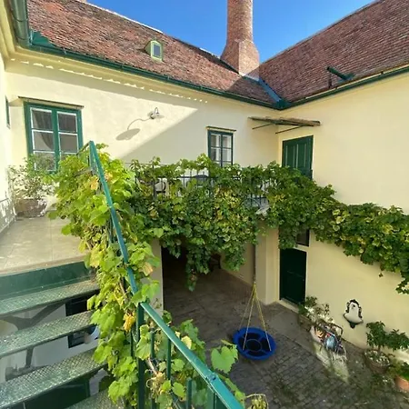 Apartment Alte Seifensiederei Zu Ferienwohnung Pulkau